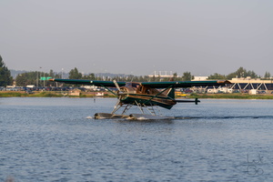  D855046